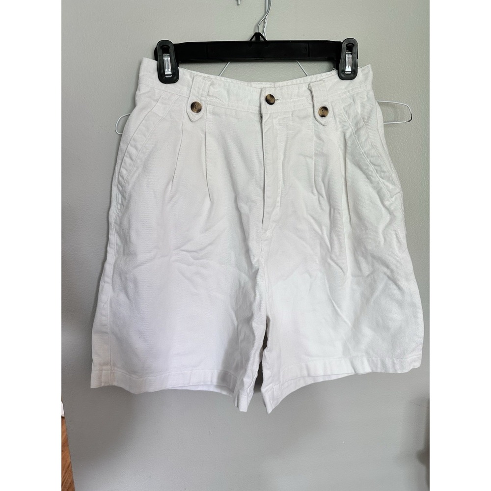 Vintage Red Ridge Mountain Outfitters Women's White High Waisted Relaxed Shorts